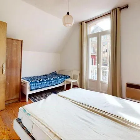 Maison De 2 Chambres A Paris A 150 M De La Avec Jardin Clos